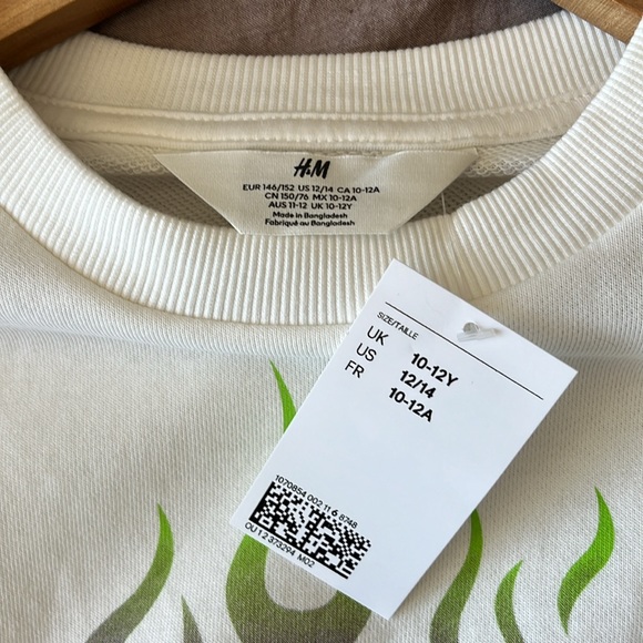 H&M Boys Crewneck Sweatshirt - Picture 3 of 4